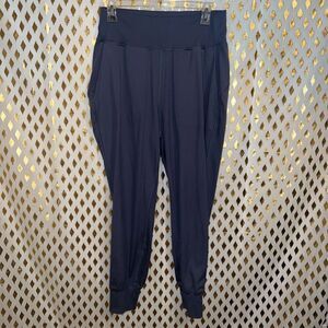 All in Motion Loose Fit Mid-Rise Practice Pants Loose fitting leggings joggers s